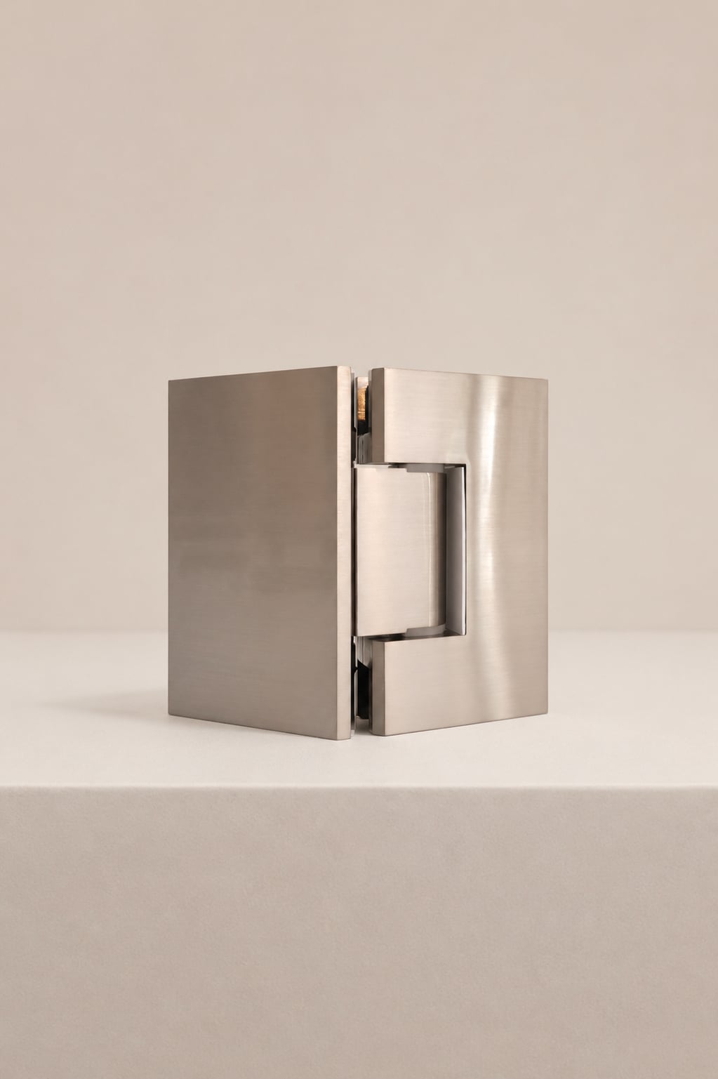 XO 135° Glass Hinge, Brushed Nickel