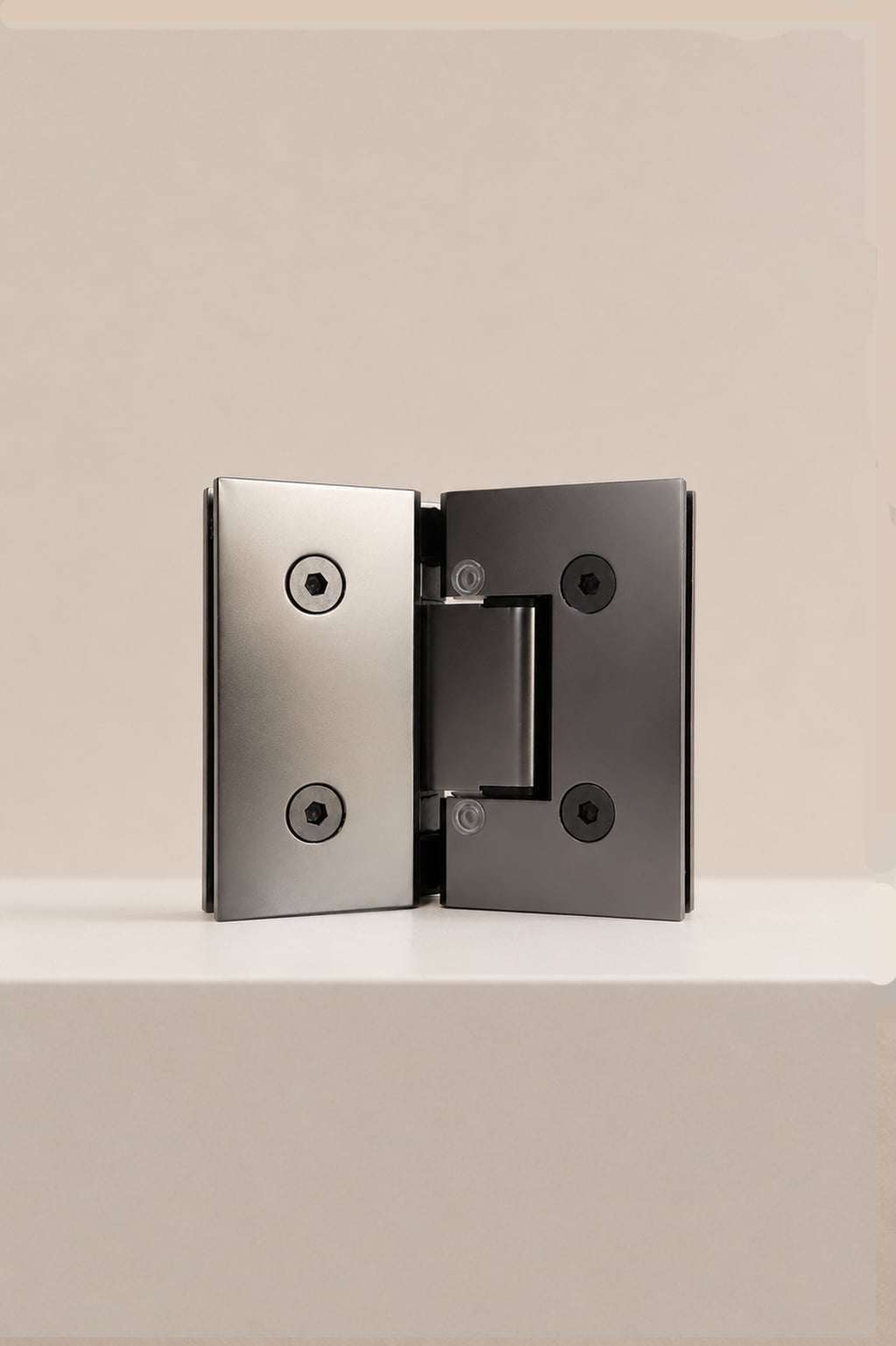 XO 135° Glass Hinge, Gunmetal — back