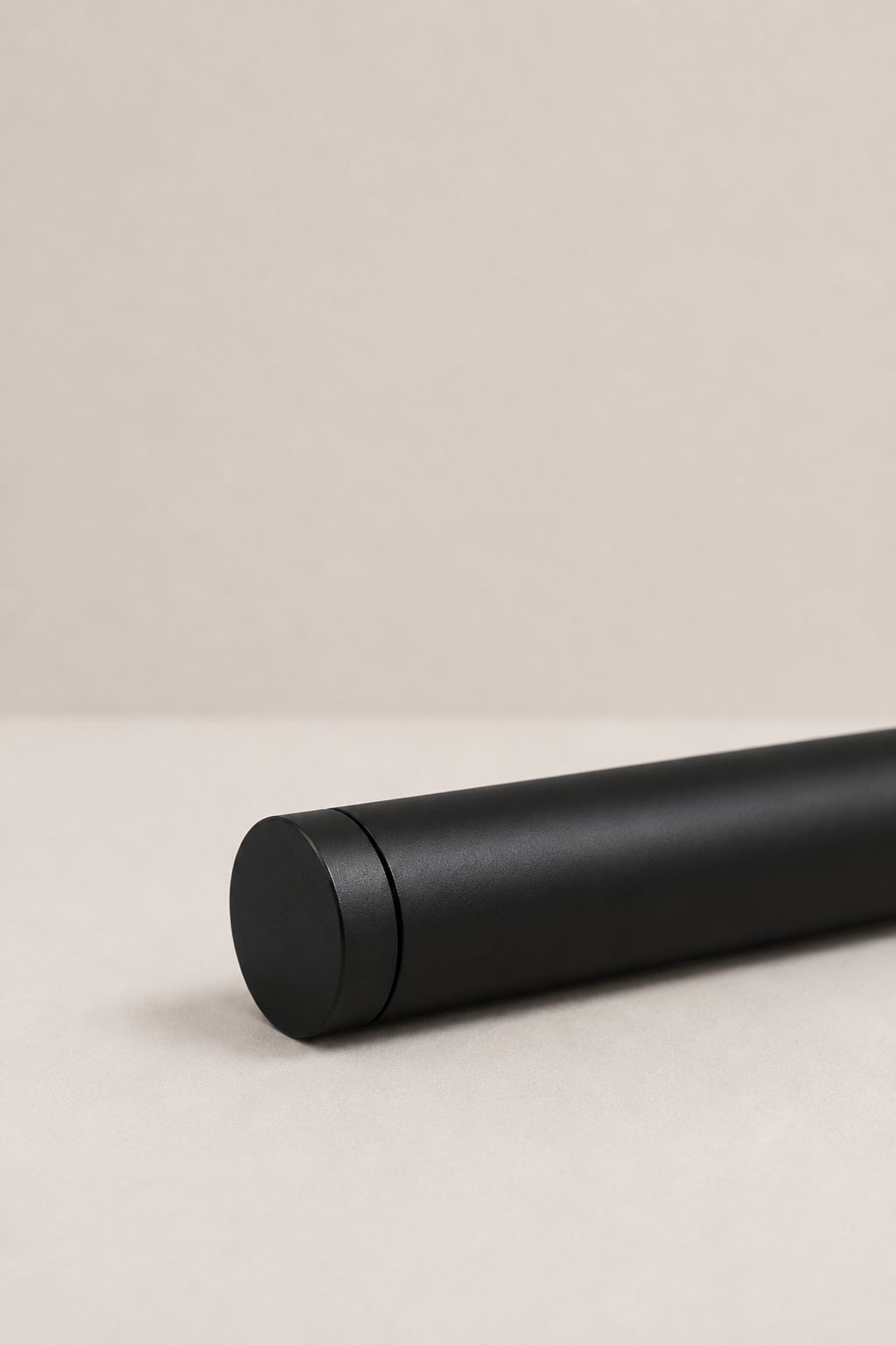 XO Barn Door Rail, Matt Black