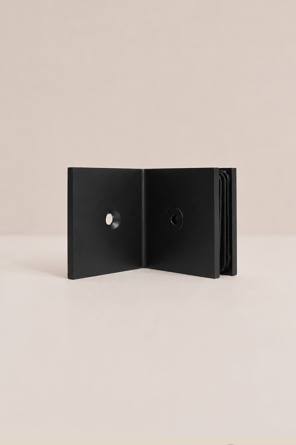 XO 90° Wall Bracket, Matt Black